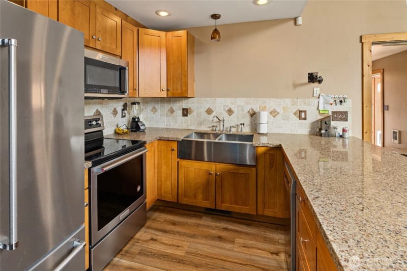 Property photo for 160 Ronald Ridge Drive, Ronald photo 11