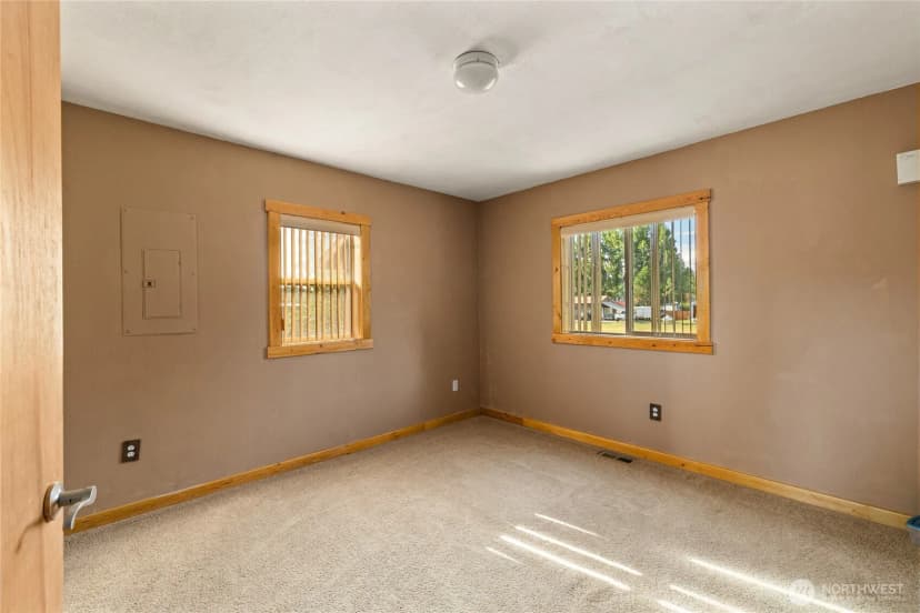 Property photo for 160 Ronald Ridge Drive, Ronald photo 22