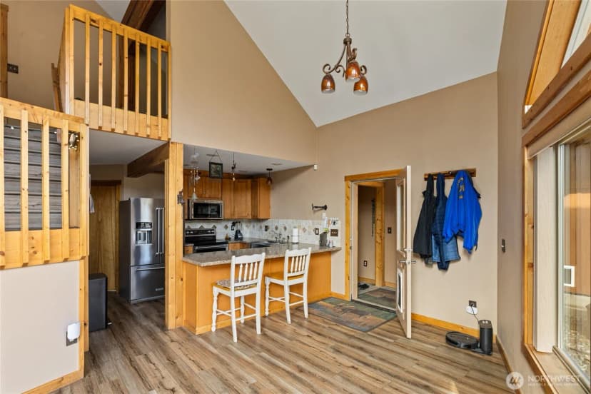 Property photo for 160 Ronald Ridge Drive, Ronald photo 14