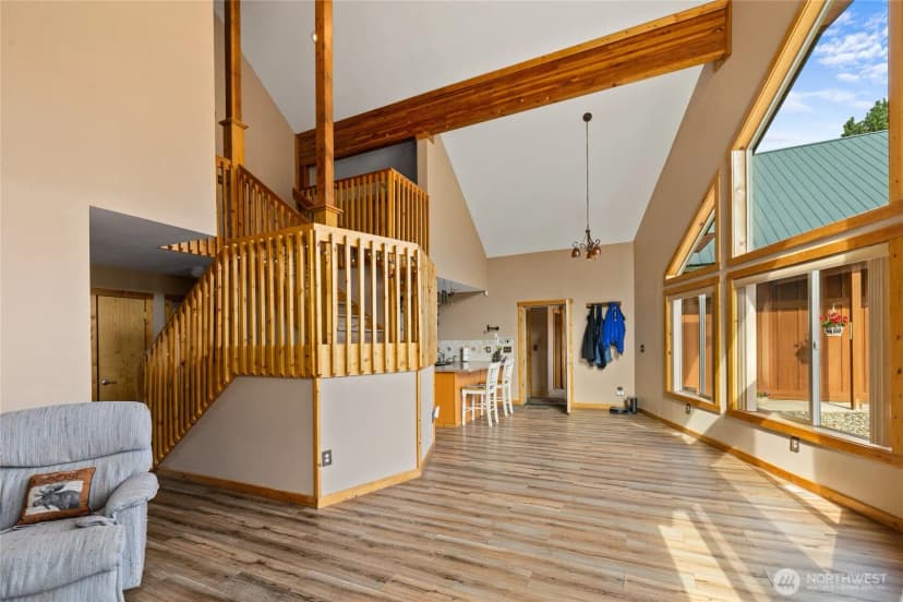 Property photo for 160 Ronald Ridge Drive, Ronald photo 13