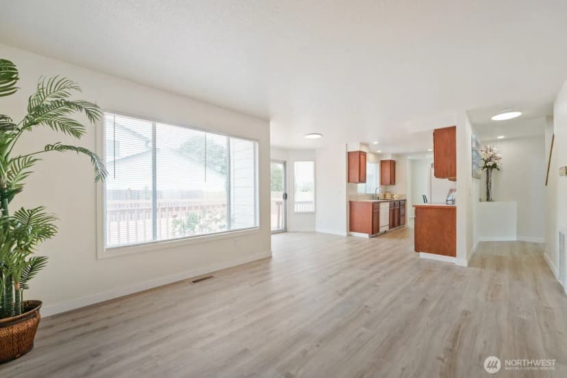 Property photo for 35403 12th Avenue Sw, Federal Way photo 12