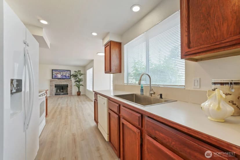 Property photo for 35403 12th Avenue Sw, Federal Way photo 17