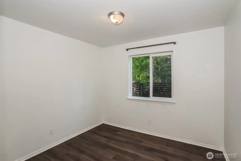 Property photo for 3311 New Hope Circle, Bremerton photo 12