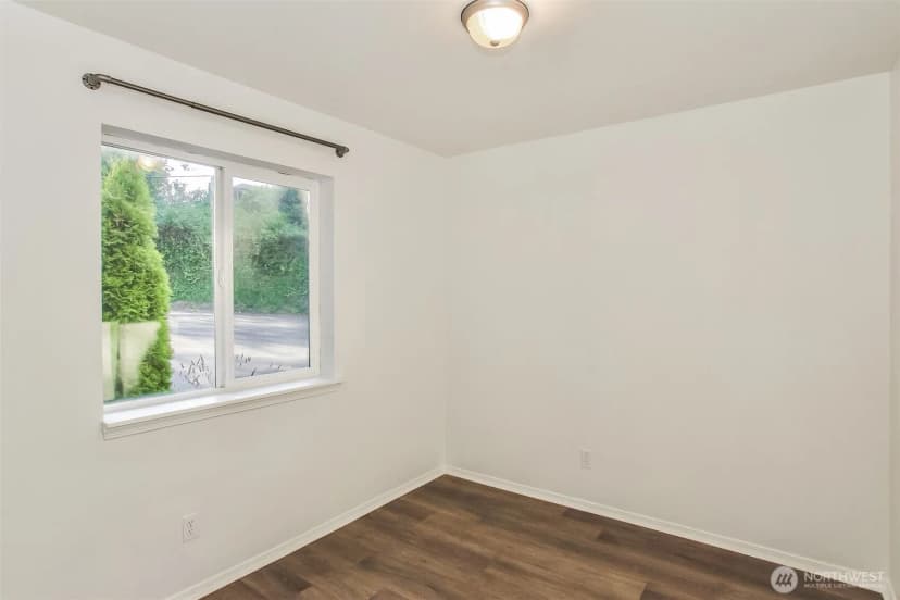 Property photo for 3311 New Hope Circle, Bremerton photo 11