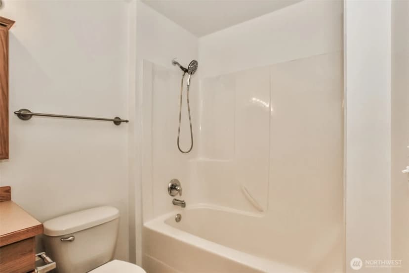 Property photo for 3311 New Hope Circle, Bremerton photo 15