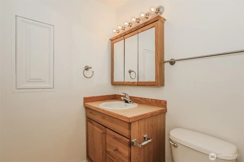 Property photo for 3311 New Hope Circle, Bremerton photo 14