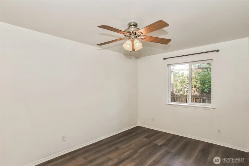 Property photo for 3311 New Hope Circle, Bremerton photo 7