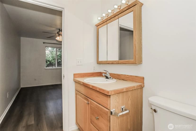Property photo for 3311 New Hope Circle, Bremerton photo 9