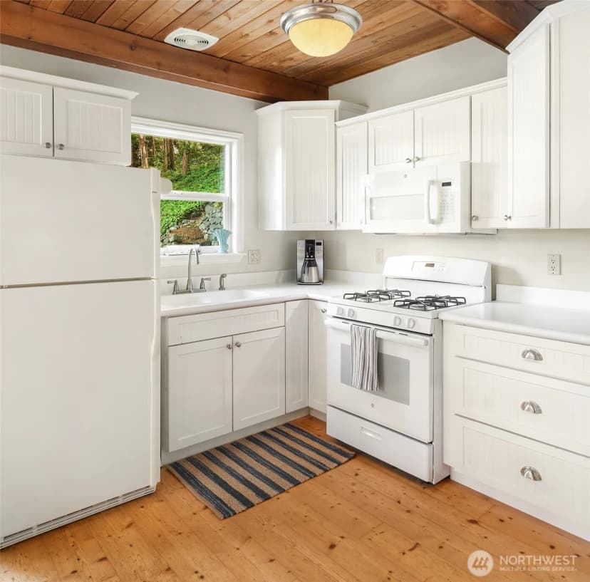 Property photo for 6602 Cromwell Beach Drive Nw, Gig Harbor photo 15