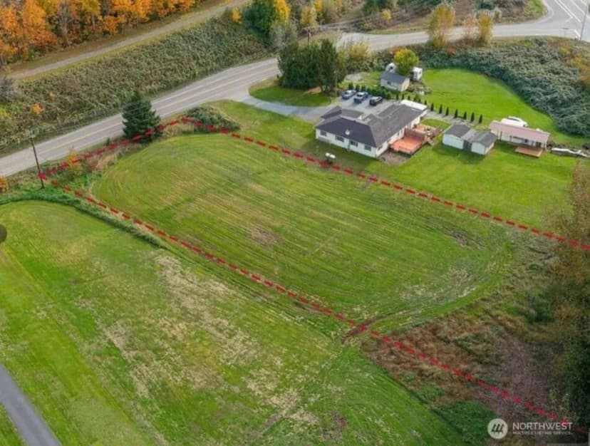 Property photo for 24016 Harvey Creek Road, Arlington photo 4