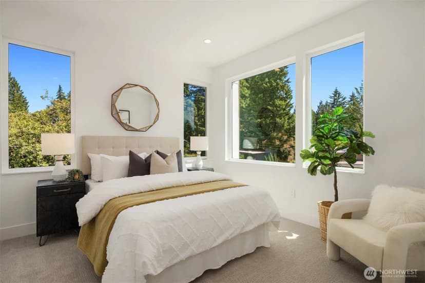 Property photo for 15640 Ne 1st Place, Bellevue photo 21