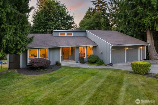 Property photo for 3519 27th Avenue Se, Puyallup