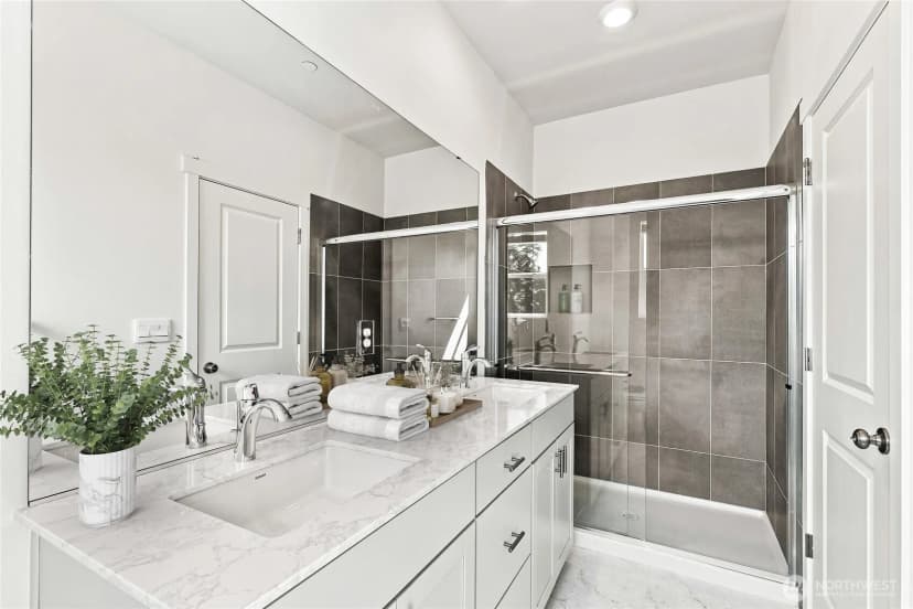Property photo for 1203 Tacoma Court Ne #8, Renton photo 14