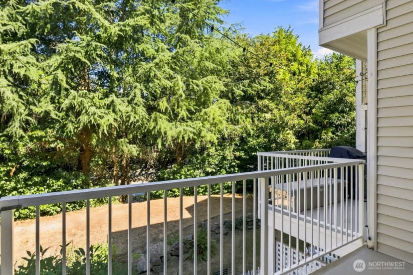 Property photo for 5400 Harbour Pointe Boulevard #e202, Mukilteo photo 10
