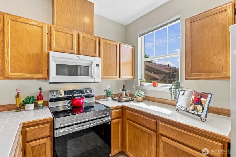Property photo for 5400 Harbour Pointe Boulevard #e202, Mukilteo photo 17