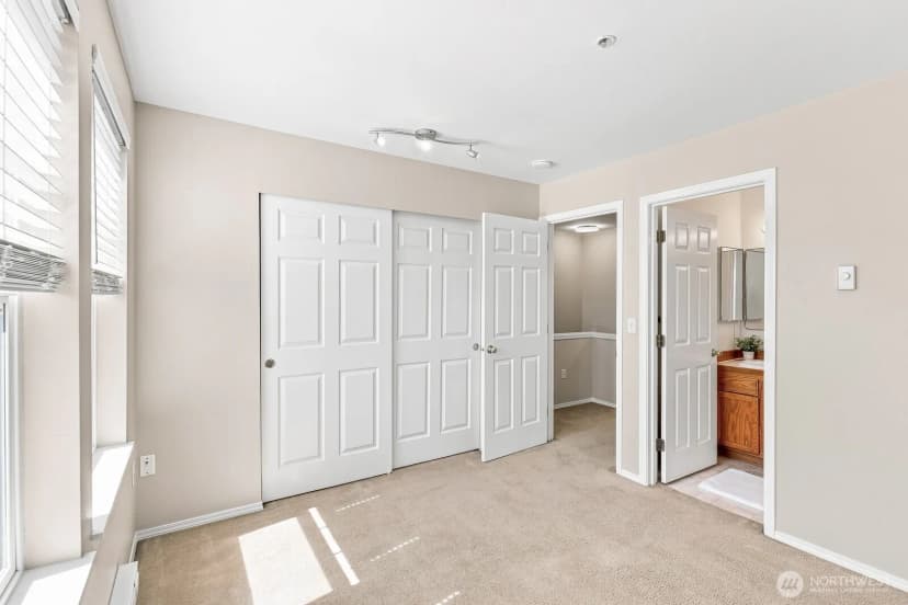 Property photo for 5400 Harbour Pointe Boulevard #e202, Mukilteo photo 23