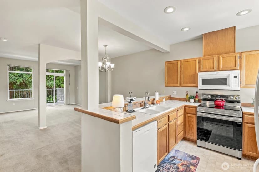 Property photo for 5400 Harbour Pointe Boulevard #e202, Mukilteo photo 15