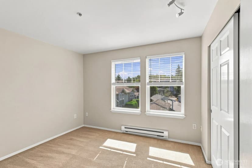 Property photo for 5400 Harbour Pointe Boulevard #e202, Mukilteo photo 21