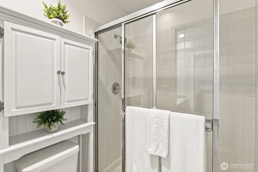 Property photo for 5400 Harbour Pointe Boulevard #e202, Mukilteo photo 32