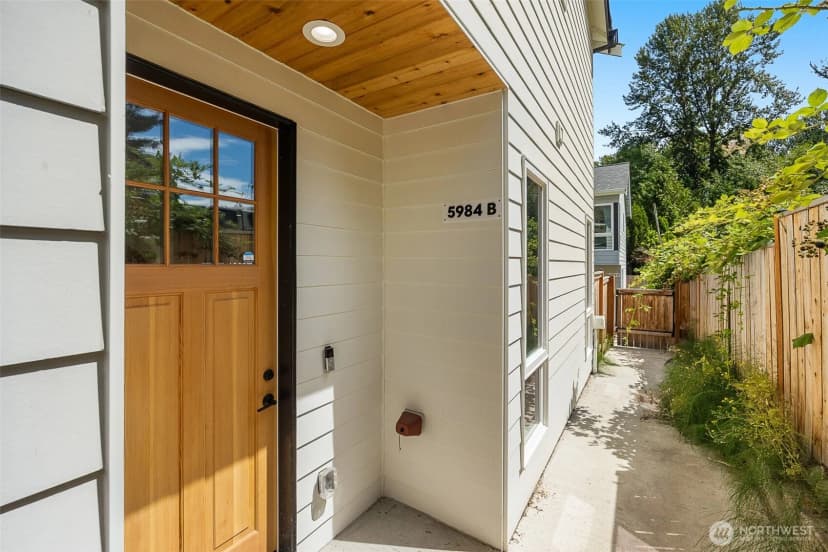 Property photo for 5984 26th Avenue Sw #b, Seattle photo 21