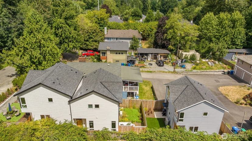 Property photo for 5984 26th Avenue Sw #b, Seattle photo 24