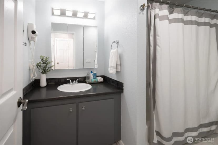 Property photo for 414 S 323rd Street #k7, Federal Way photo 28