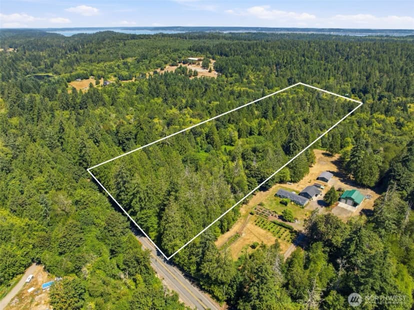 Property photo for 3009 Whiteman Road Sw, Lakebay