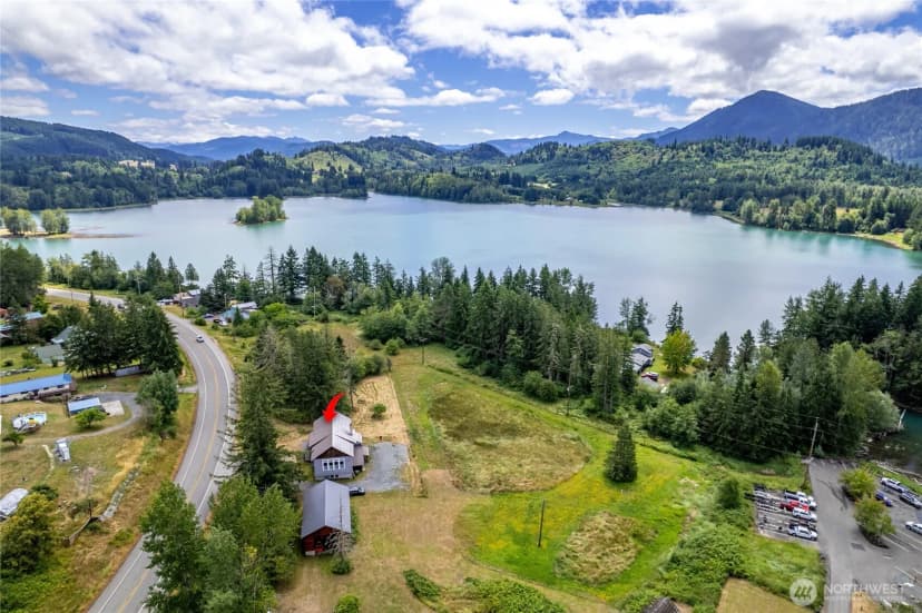 Property photo for 50208 Mountain Highway E, Eatonville photo 12