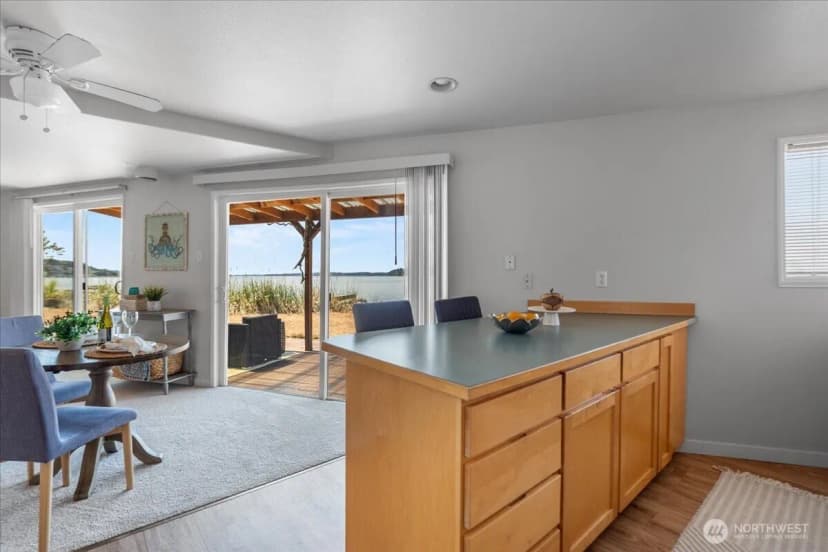 Property photo for 2711 Day Island Boulevard W, University Place photo 20