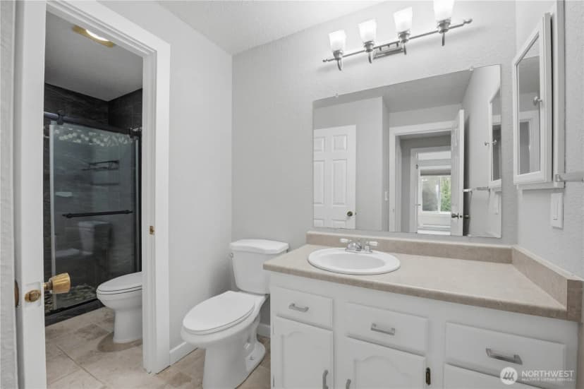 Property photo for 4189 W Lake Sammamish Parkway Se #b309, Bellevue photo 27