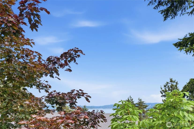 Property photo for 4189 W Lake Sammamish Parkway Se #b309, Bellevue photo 31