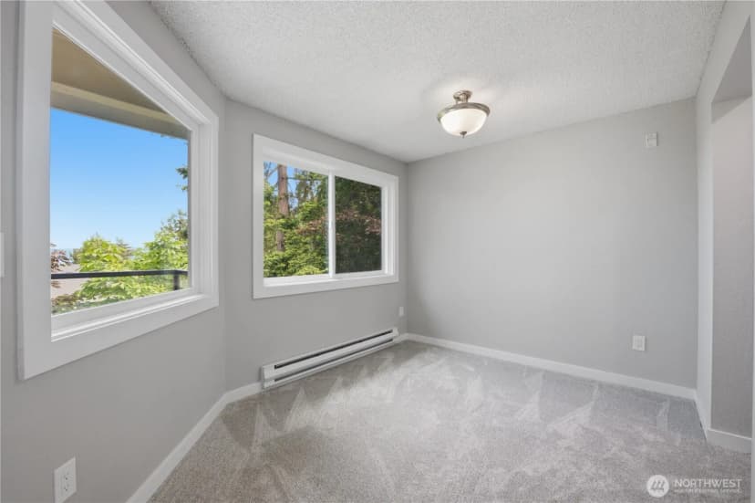 Property photo for 4189 W Lake Sammamish Parkway Se #b309, Bellevue photo 9