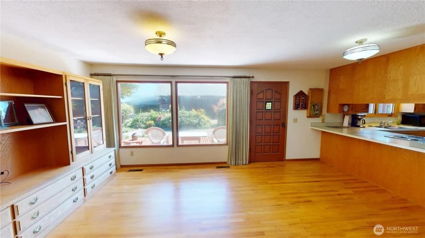 Property photo for 12741 Ring Lane, La Conner photo 6