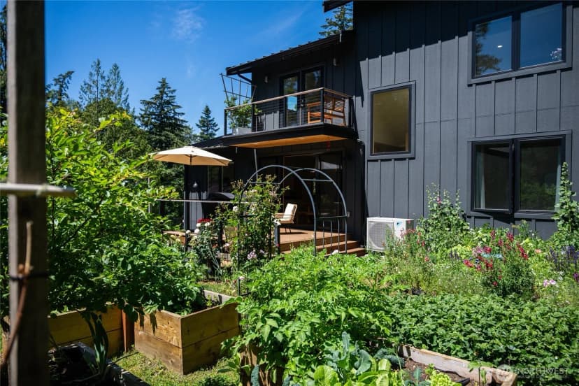 Property photo for 760 Chuckanut Drive, Bellingham photo 31