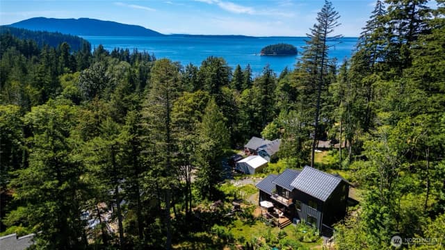 Property photo for 760 Chuckanut Drive, Bellingham photo 2