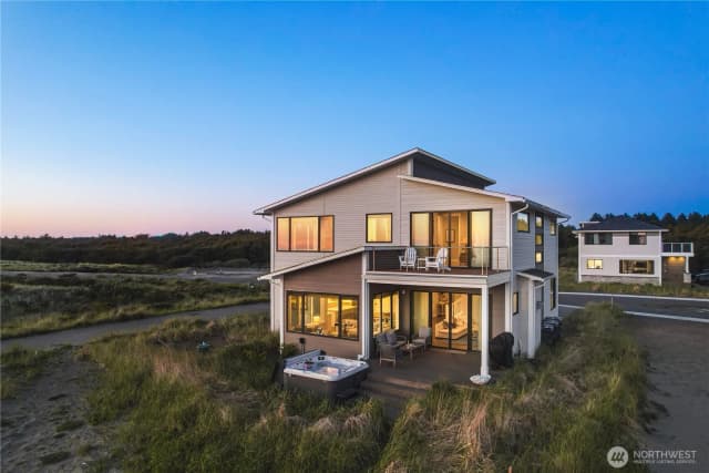Property photo for 1401 S Cohasset Crest, Westport