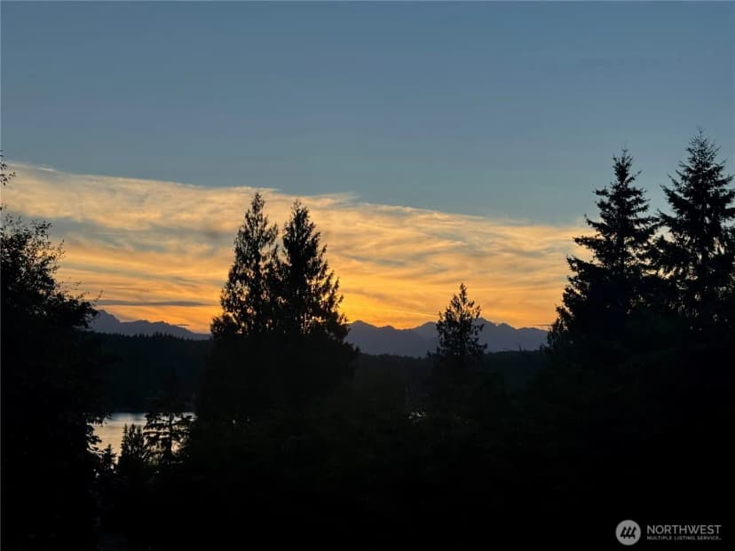 Property photo for 6110 Lakemont Lane, Bremerton photo 39