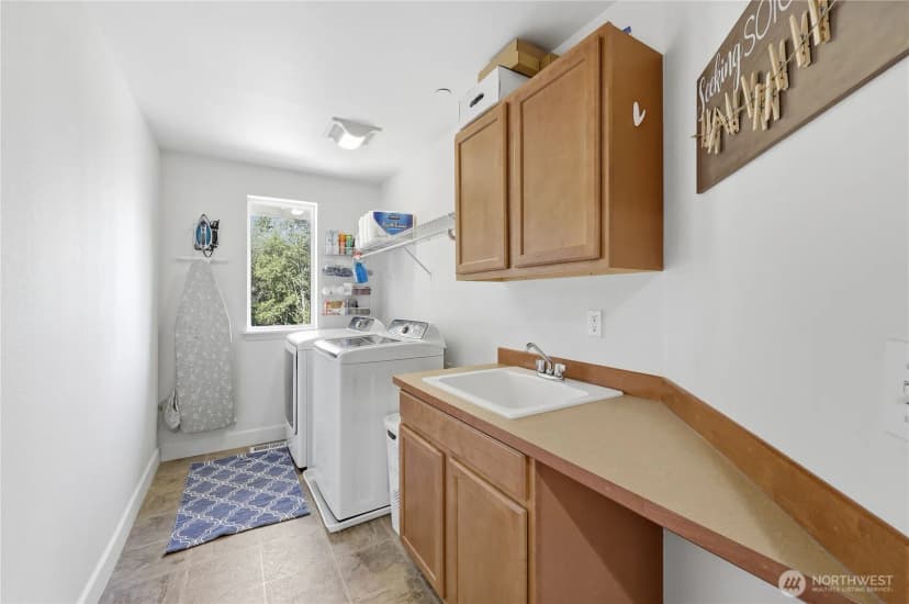 Property photo for 6110 Lakemont Lane, Bremerton photo 23
