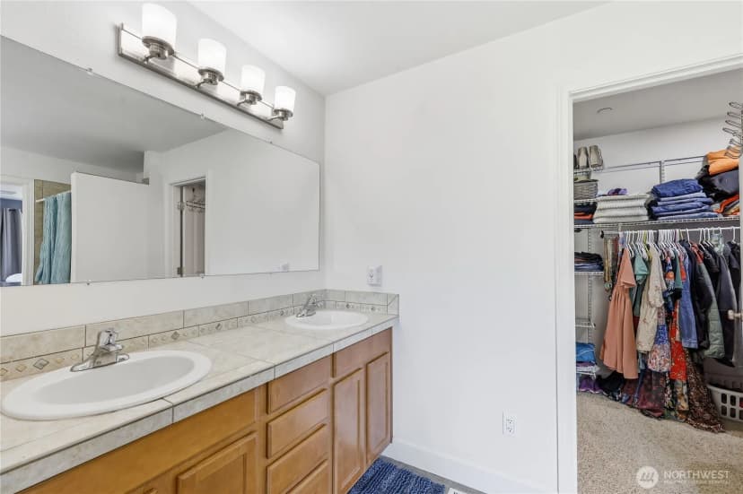 Property photo for 6110 Lakemont Lane, Bremerton photo 35