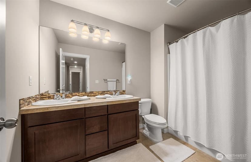 Property photo for 17905 8th Place W, Lynnwood photo 18