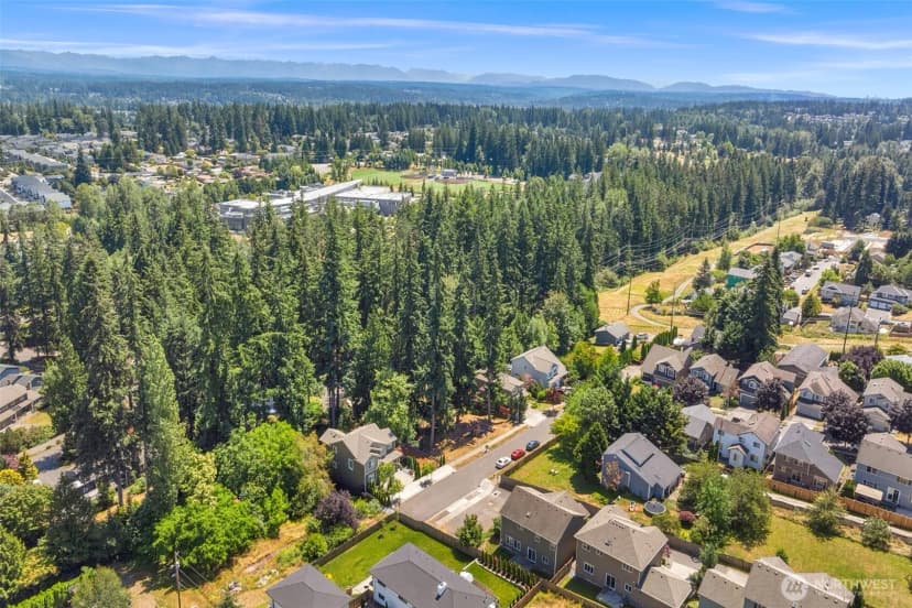 Property photo for 17905 8th Place W, Lynnwood photo 34