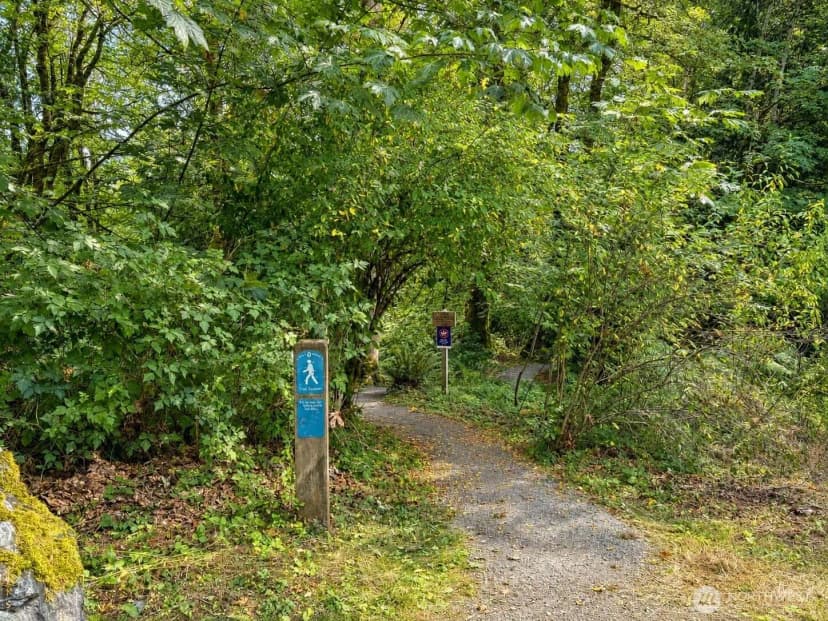 Property photo for 6750 163rd Place Se #b, Bellevue photo 26