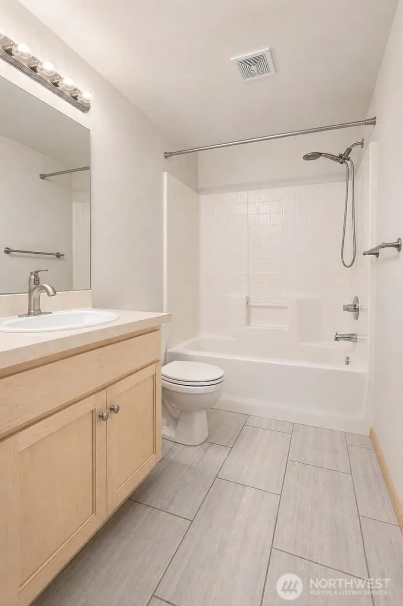 Property photo for 6750 163rd Place Se #b, Bellevue photo 17