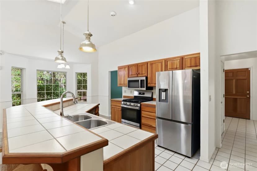 Property photo for 5800 Sw Royal Spruce Drive, Port Orchard photo 11