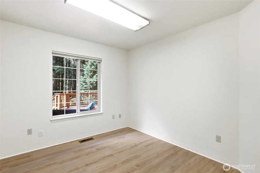 Property photo for 5800 Sw Royal Spruce Drive, Port Orchard photo 21