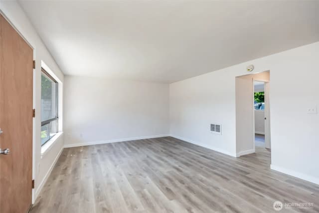 Property photo for 748 S Cloverdale Street #unit 6, Seattle photo 4