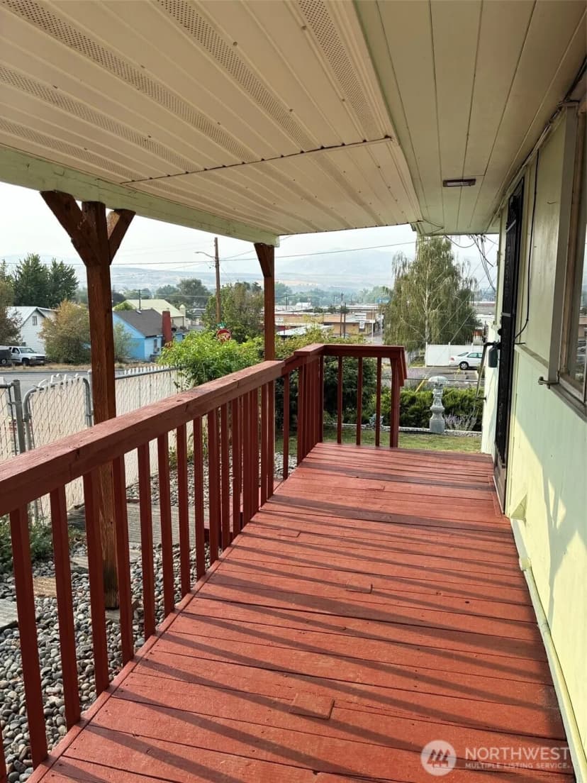 Property photo for 10 W Dewberry Avenue, Omak photo 20
