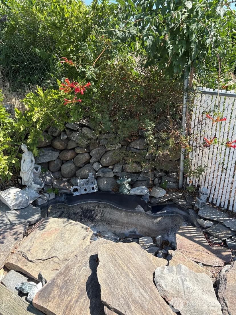 Property photo for 10 W Dewberry Avenue, Omak photo 9