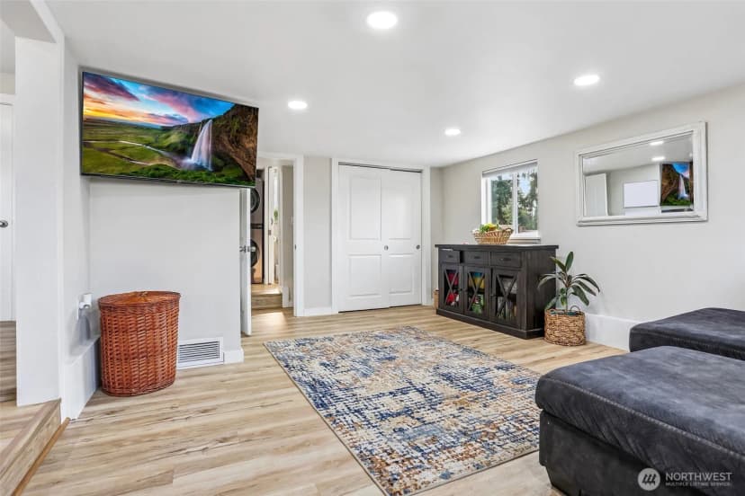 Property photo for 25332 29th Avenue S, Kent photo 6