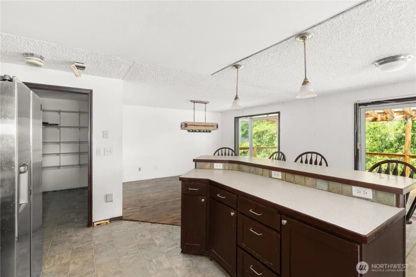 Property photo for 431 Highland Valley Road, Morton photo 14